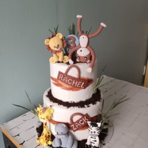 Animal/Safari Cake 9