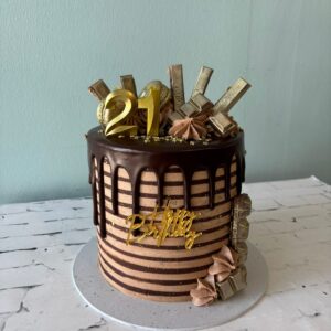 Drip Cake 10